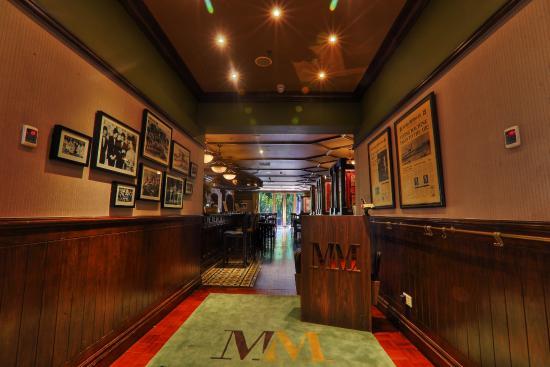 Molly Malone's Gastropub & Grill